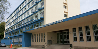 An image of the outside of Escola Superior de Enfermagem do Porto in Portugal